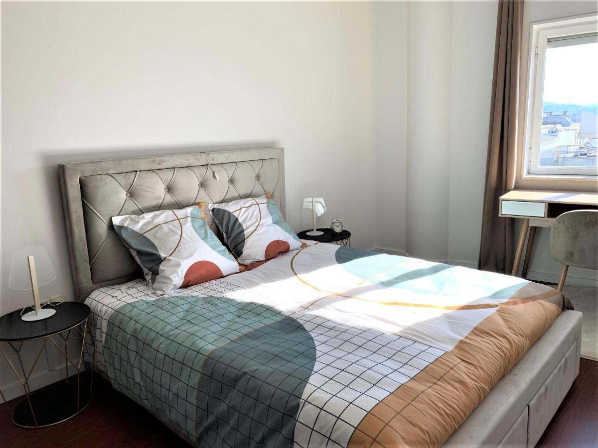 Apartament Charm City Center Apt 140M2 & Free Parking Braga Zewnętrze zdjęcie